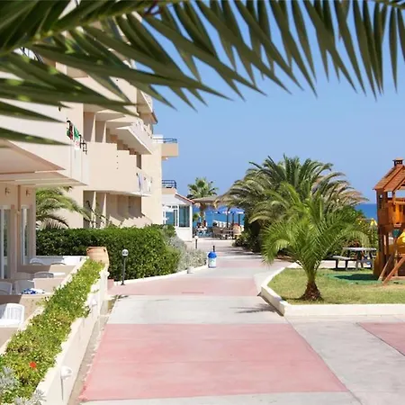 For 4 Persons, Swimming Pool, Near The Apartment Adelianos Kampos